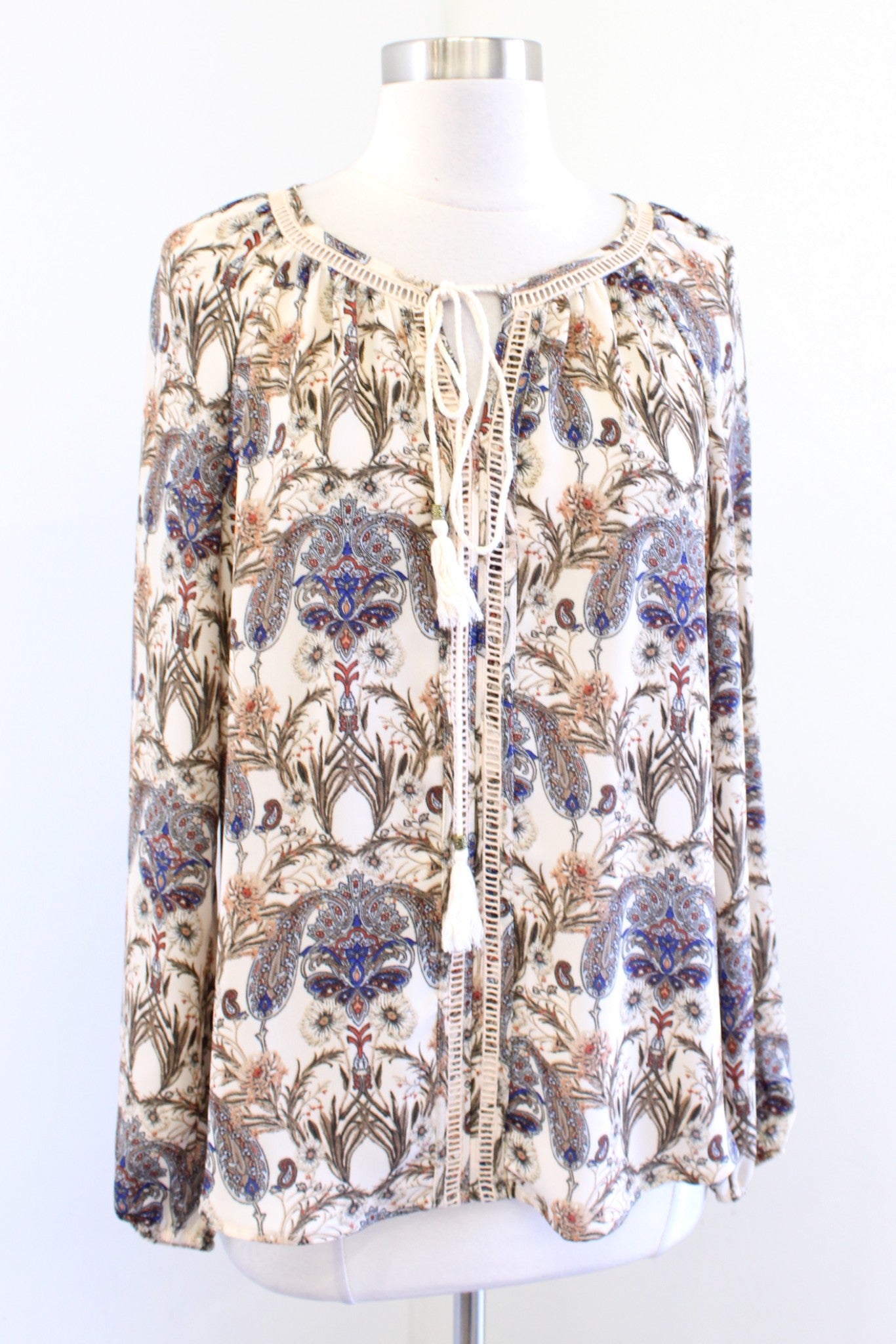 Meadow Rue Anthropologie Myrtle Cream Paisley Print Floral Tassel Top Blouse S Long sleeve
