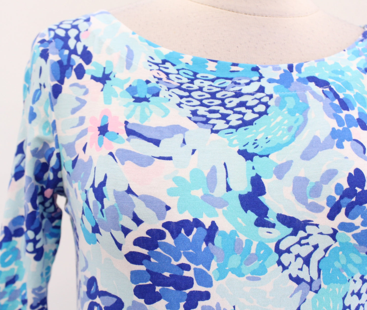 Lilly Pulitzer Fontaine Top Wave After Wave Size XXS 2XS Blue Tee Blouse
