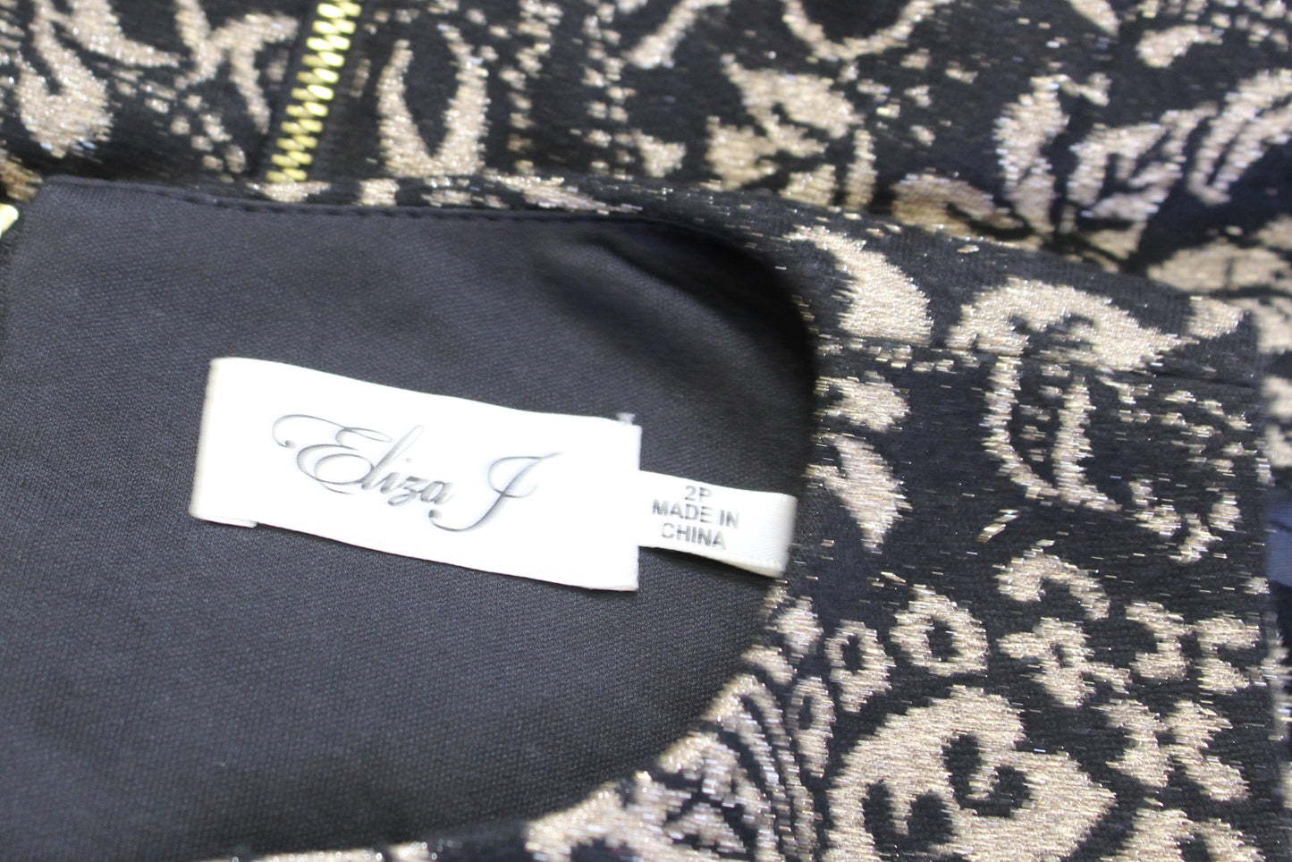 Eliza J Black Gold Metallic Floral Knit Cold Shoulder Sheath Dress Cocktail 2P