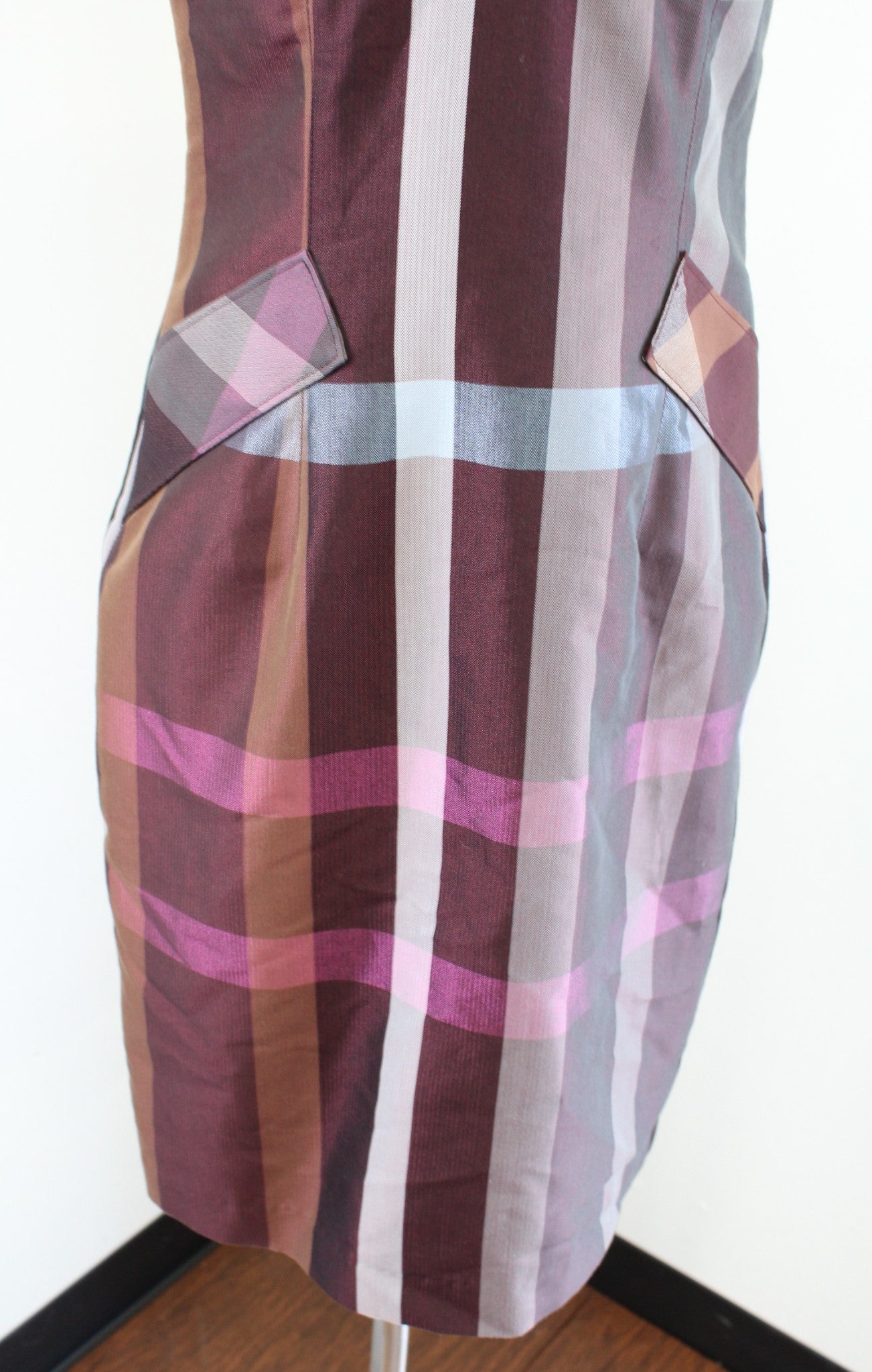 Yoana Baraschi Anthropologie Burgundy Plaid Buckle Accent Sheath Dress Size 4