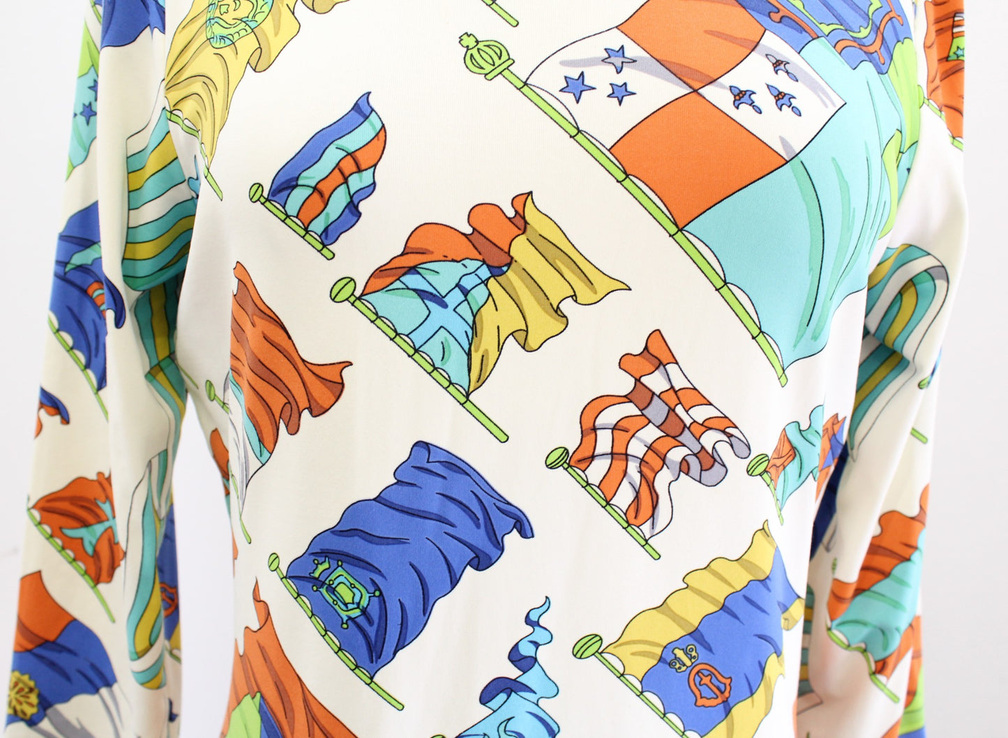 J McLaughlin Cream Off White Colorful Nautical Flag Print Catalina Cloth Top S