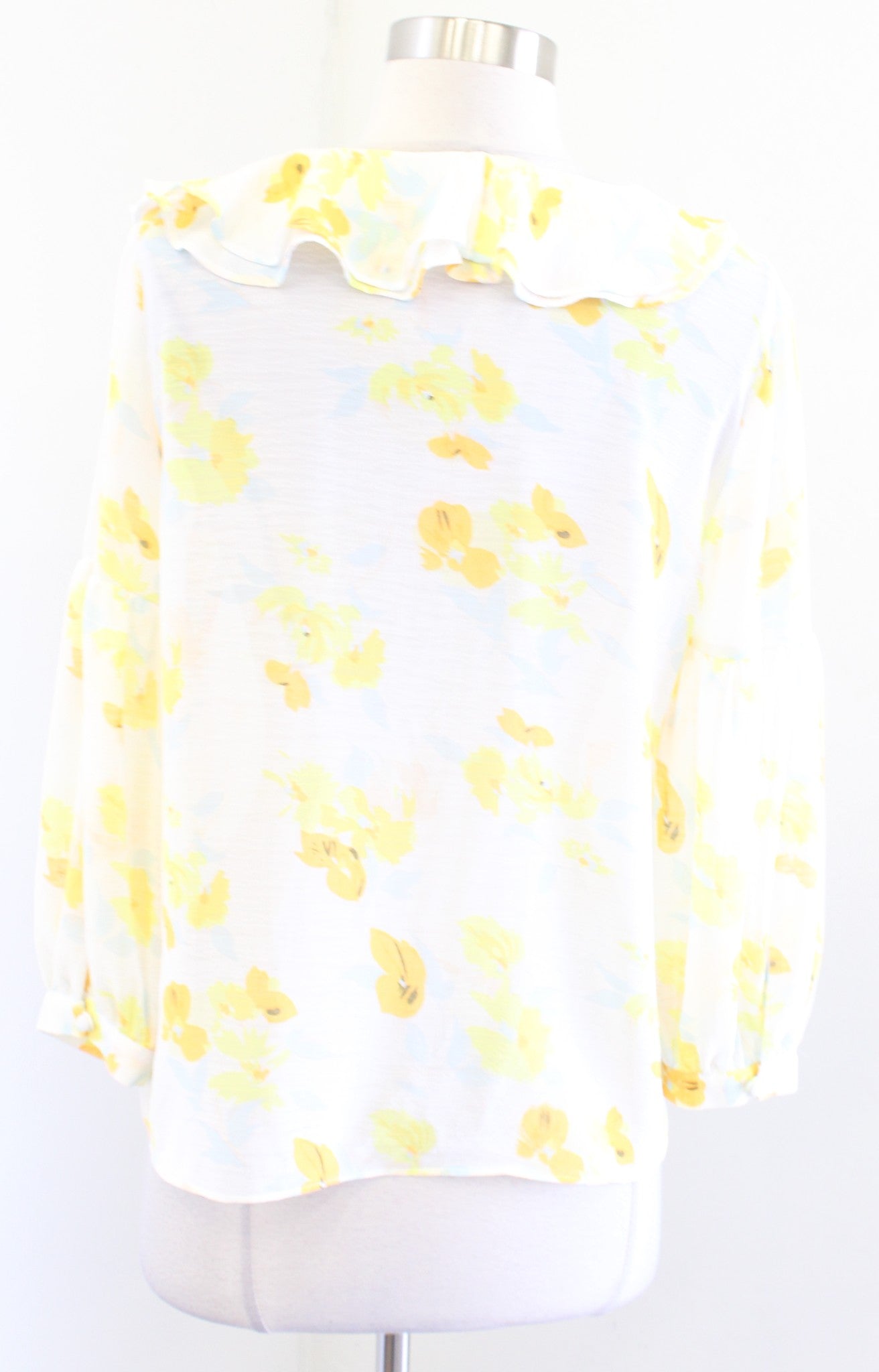Maeve Anthropologie Daffodil Floral Print Ruffle Top Blouse V Neck Size 6 Yellow