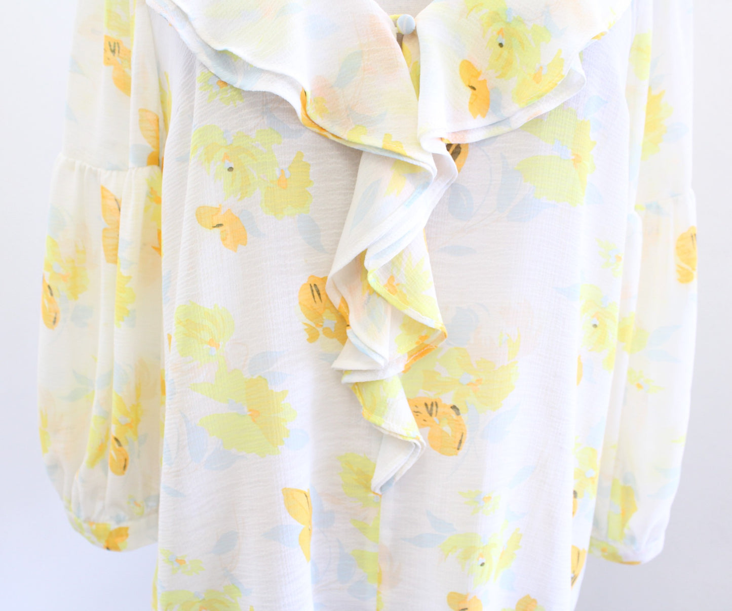 Maeve Anthropologie Daffodil Floral Print Ruffle Top Blouse V Neck Size 6 Yellow