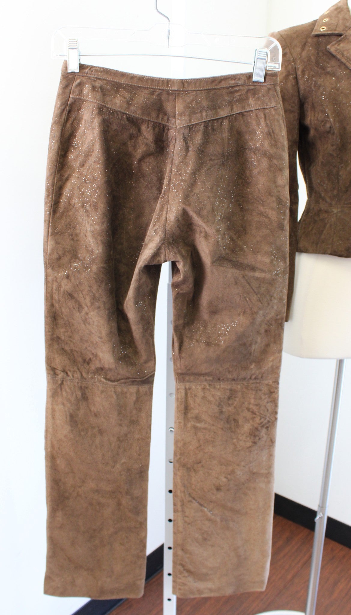 St John Collection Brown Sparkly Pig Suede Leather Jacket & Pants Set Size 2