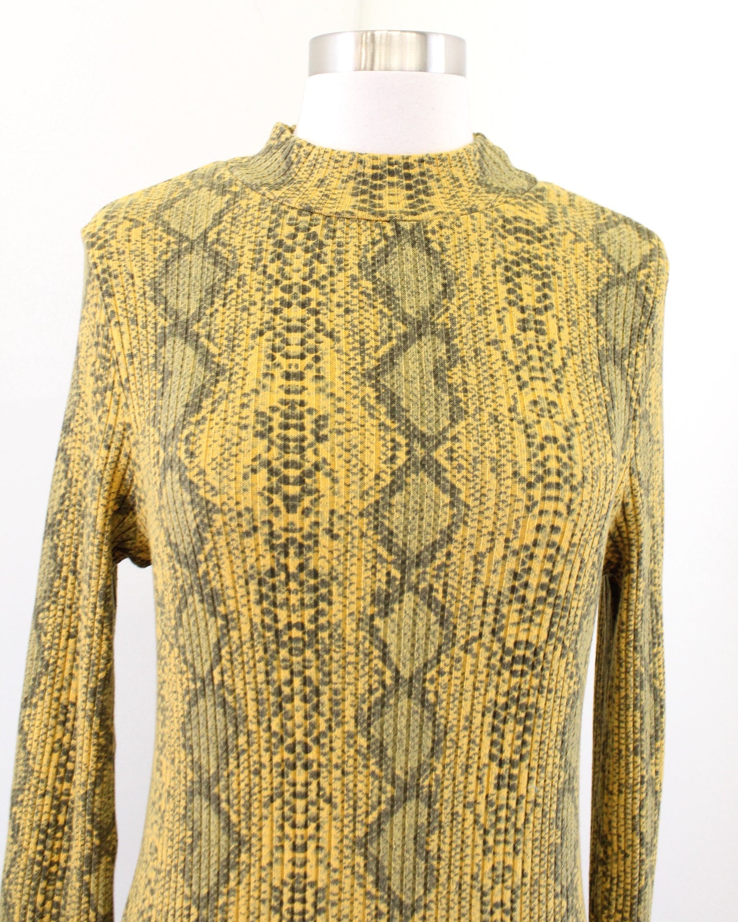T La Anthropologie Sasha Ribbed Knit Snakeskin Print Mock Neck Midi Dress Size L