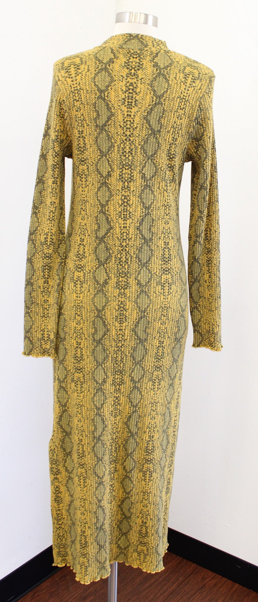 T La Anthropologie Sasha Ribbed Knit Snakeskin Print Mock Neck Midi Dress Size L