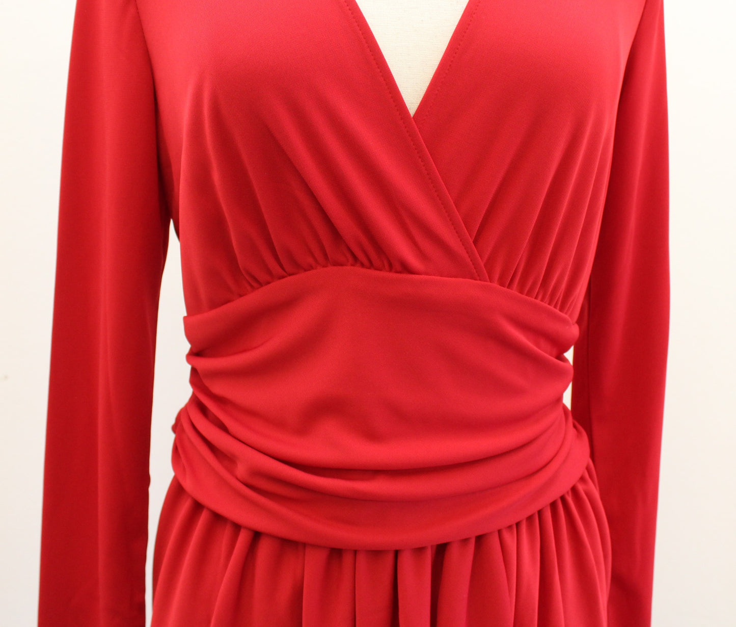 NWT Lauren Ralph Lauren Red Jersey V Neck Draped Sheath Dress Size 4 Asymmetric