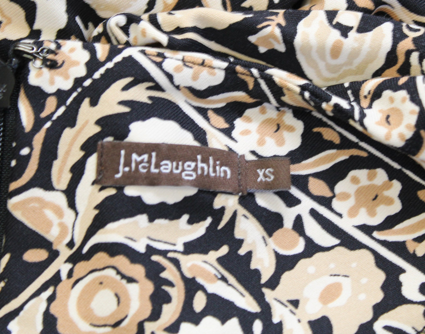 J McLaughlin Black Tan Geometric Floral Catalina Cloth Sheath Dress Sz XS Beige