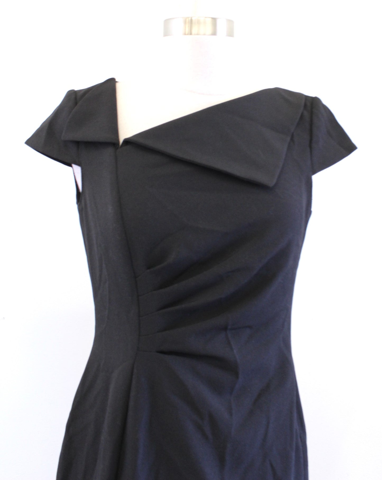 Tahari ASL Levine Black Ruched Asymmetric Neckline Cap Sleeve Sheath Dress Sz 4