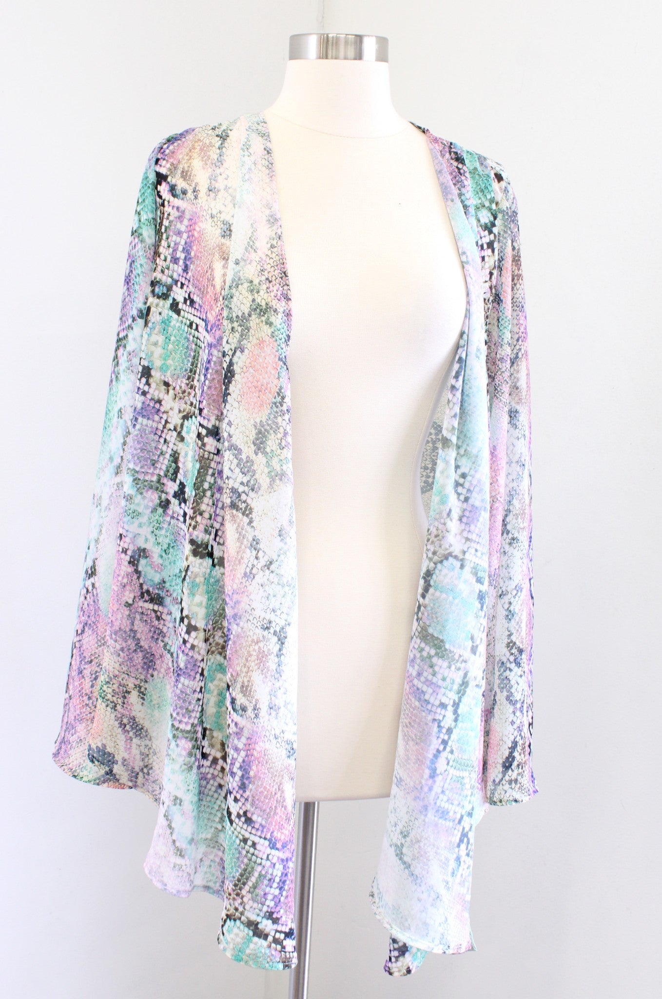 Show Me Your Mumu Felicity Snakeskin Print Tie Front Kimono Top Blouse Size S