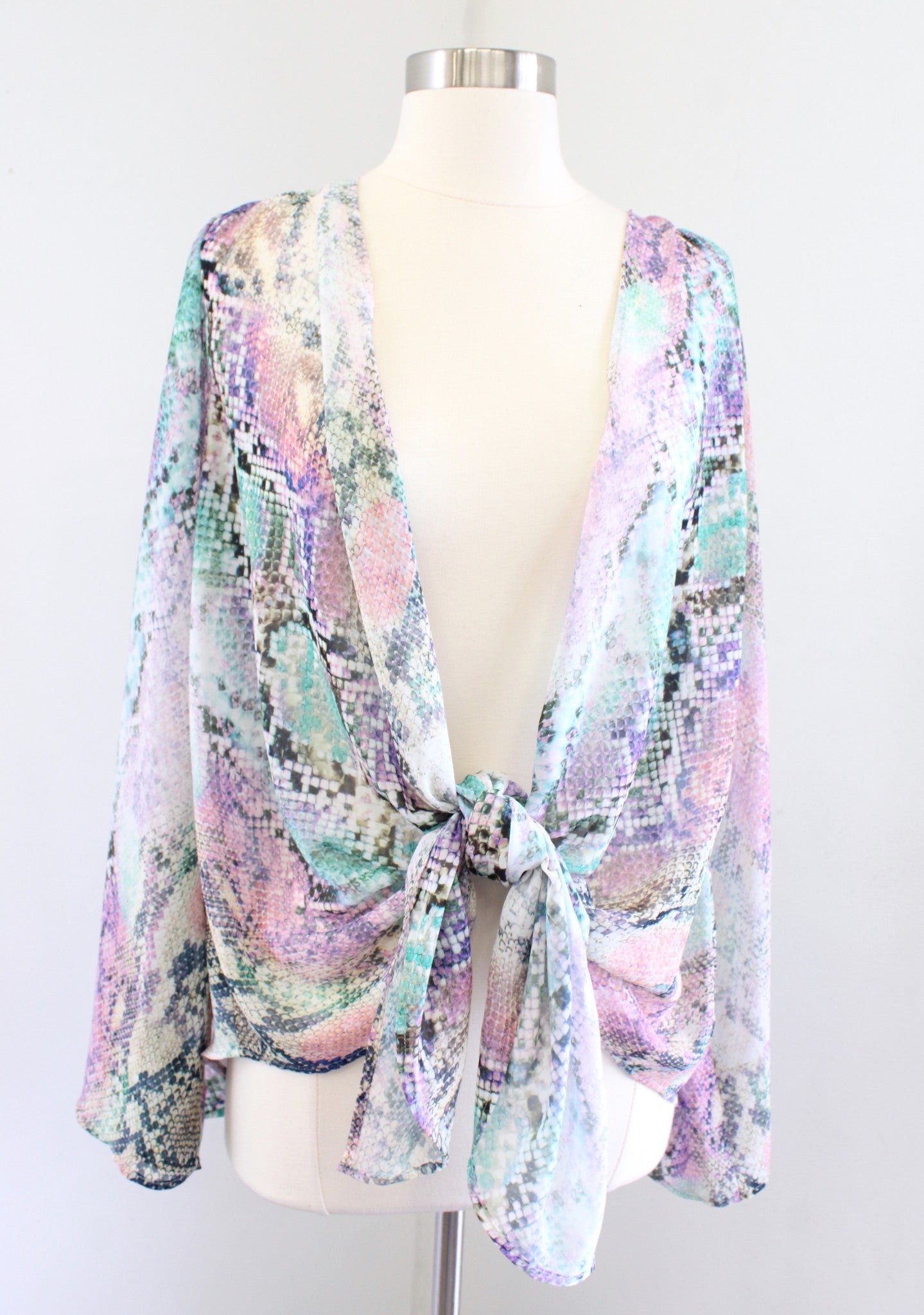 Show Me Your Mumu Felicity Snakeskin Print Tie Front Kimono Top Blouse Size S