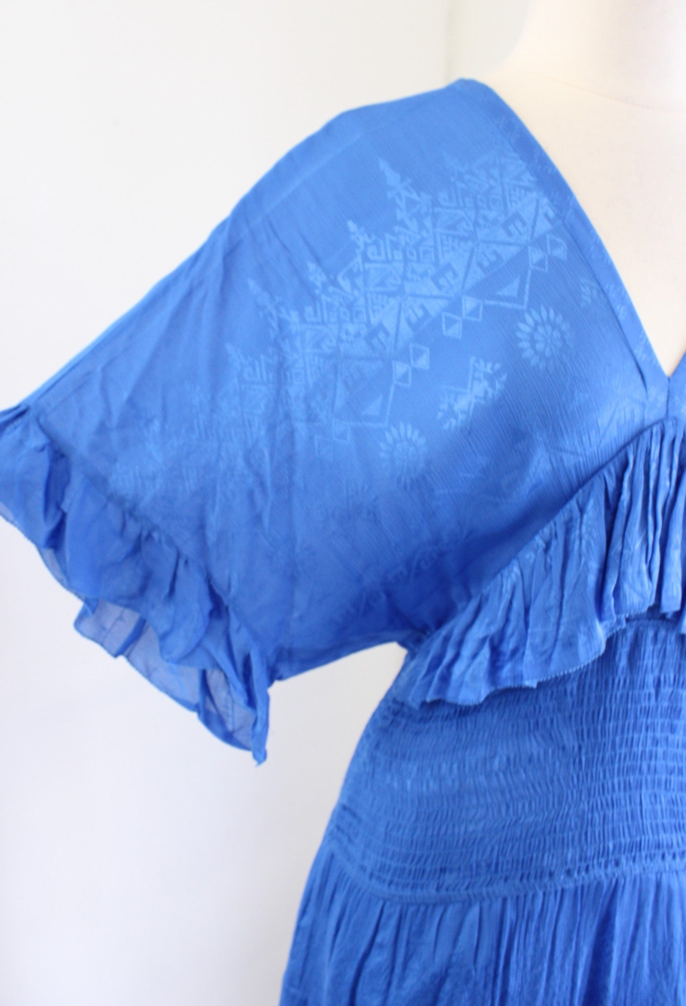 IRO Stacy Blue Geometric Embossed Shirred Waist Ruffle Dress Kimono Sleeve Sz 36