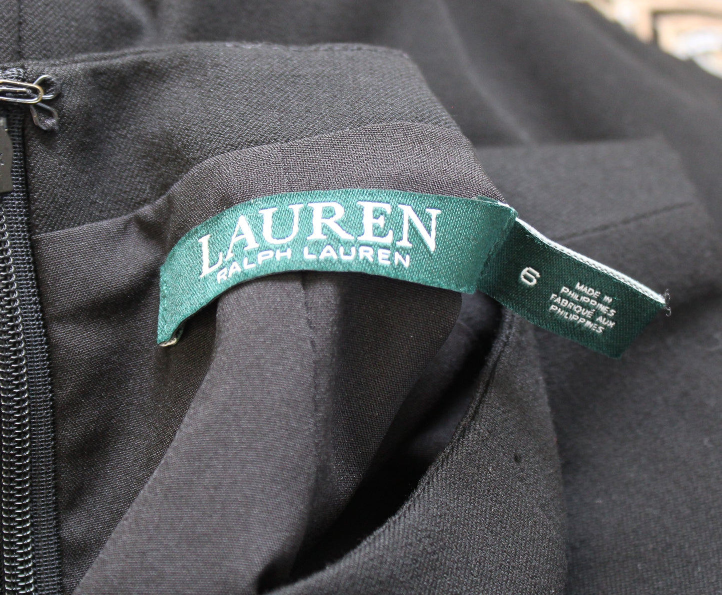 Lauren Ralph Lauren Solid Black Mock Neck Sleek Sheath Dress 6 Cocktail Career