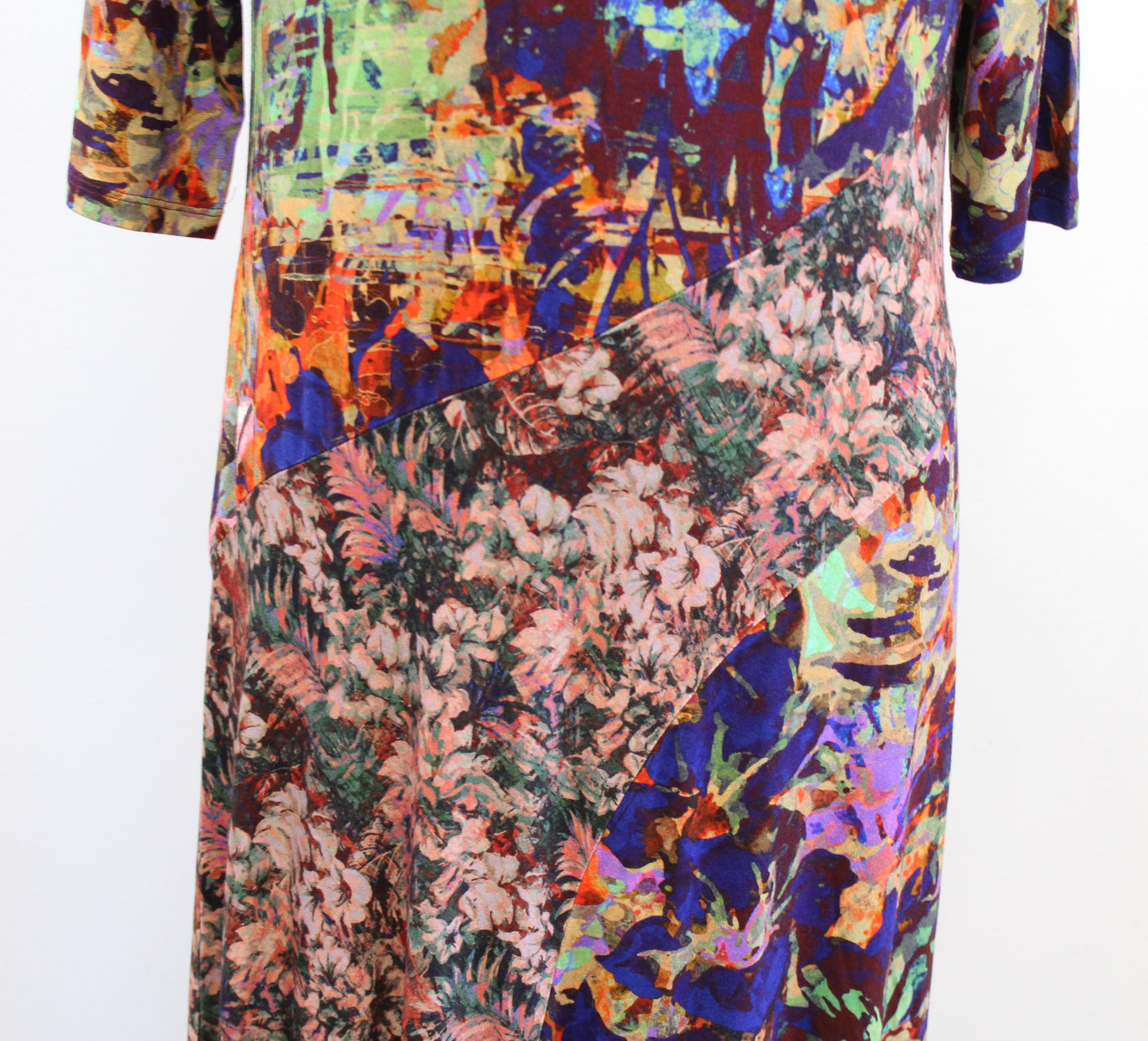 Soft Surroundings Estelle Colorful Abstract Floral Print Knit Maxi Dress Size M