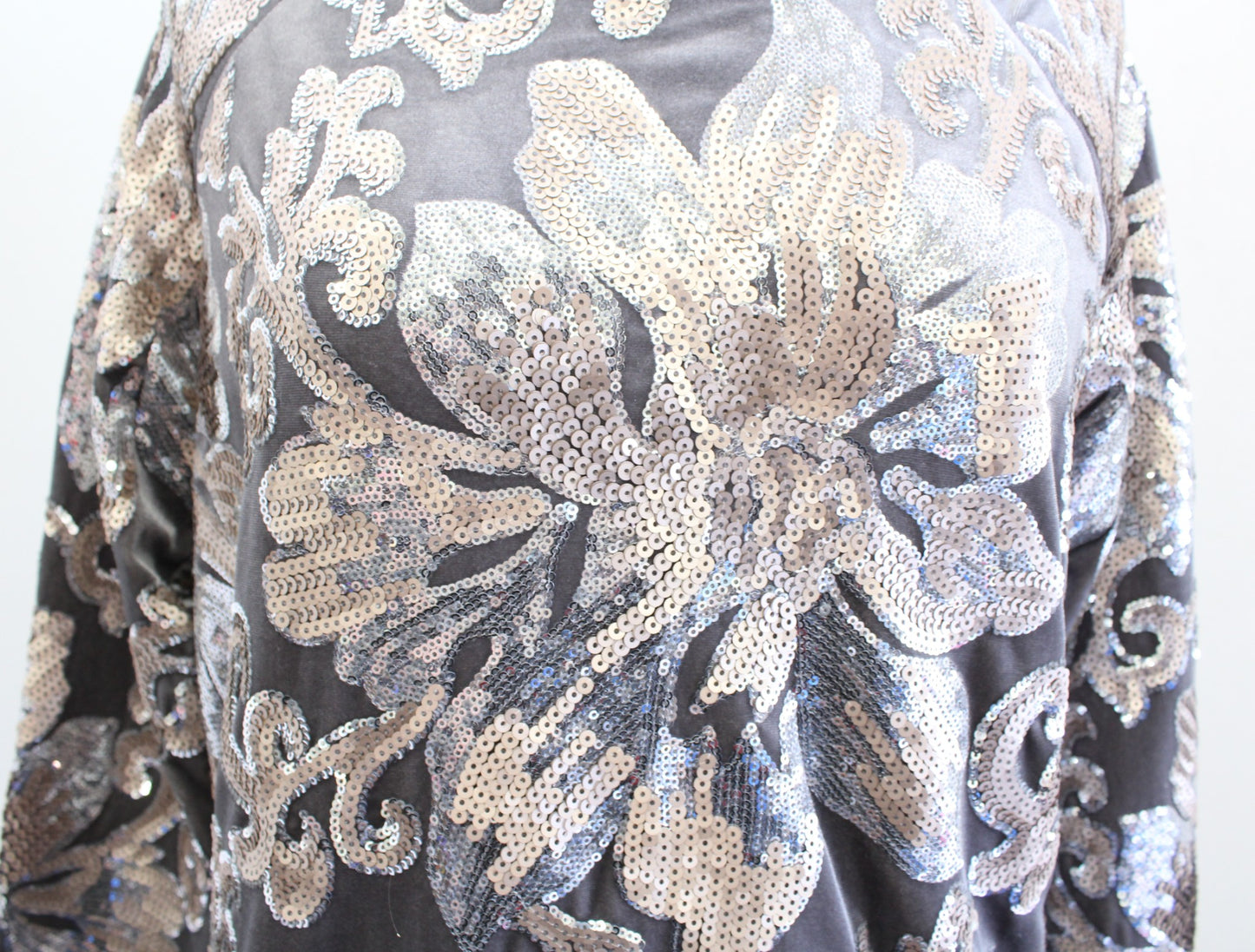 Soft Surroundings Womens Gray Velvet Floral Sequin Pullover Sweatshirt Size XS
