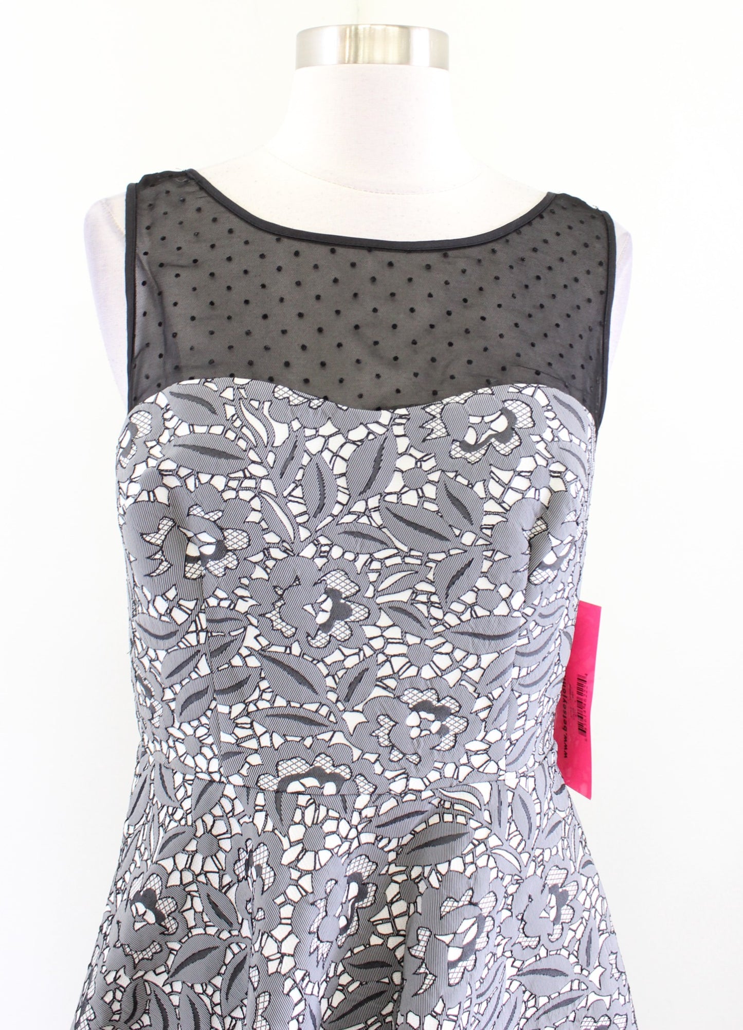 NWT Betsey Johnson Gray Black White Floral Mesh Polka Dot Fit and Flare Dress 6