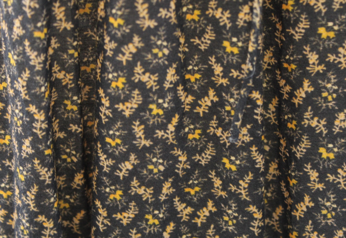 Doen Buttercup Black Winter Ditsy Floral Print Mini Peasant Shift Dress Size S