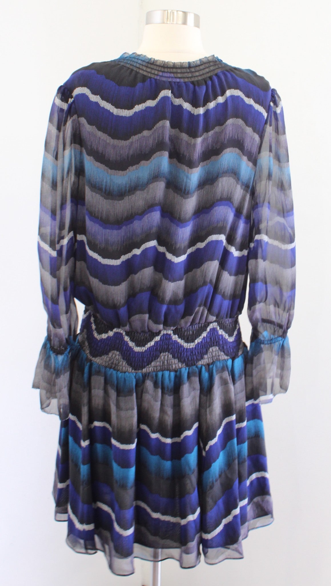 Diane Von Furstenberg Kelley Smocked Chiffon Silk Peacock Striped Dress Size 6