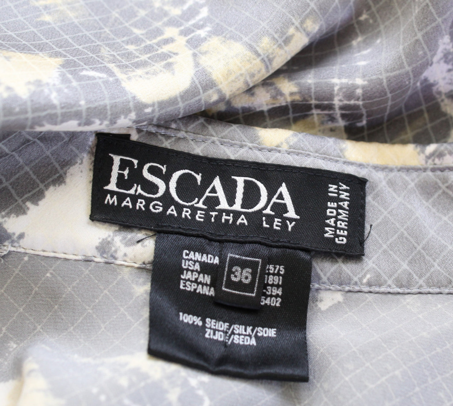 Vtg Escada Gray Abstract Grid Print Silk Button Front Shirt Blouse Size 36 Long Sleeve