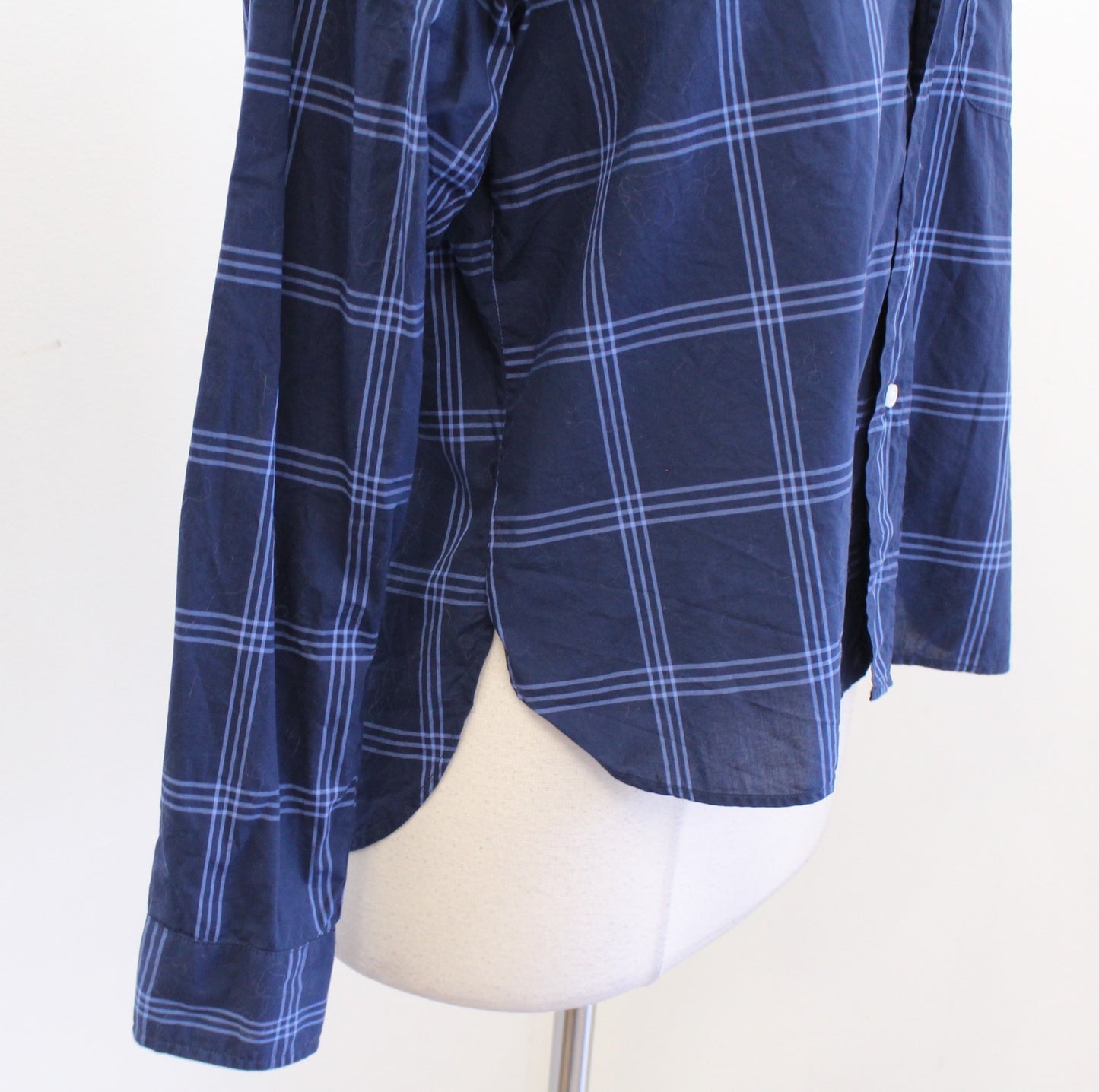 Frank and Eileen Silvio Navy Blue Windowpane Plaid Button Front Shirt Blouse M