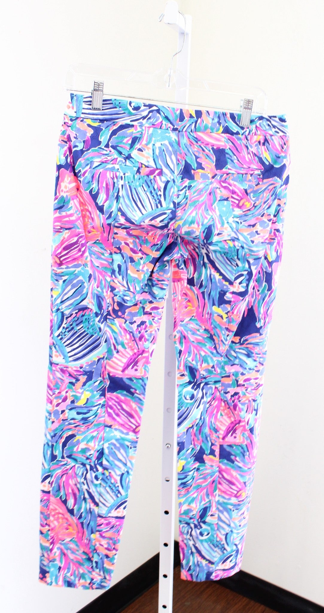 Lilly Pulitzer Kelly Ankle Pants Colorful Vibrant Fish Print Skinny Size 2 Blue