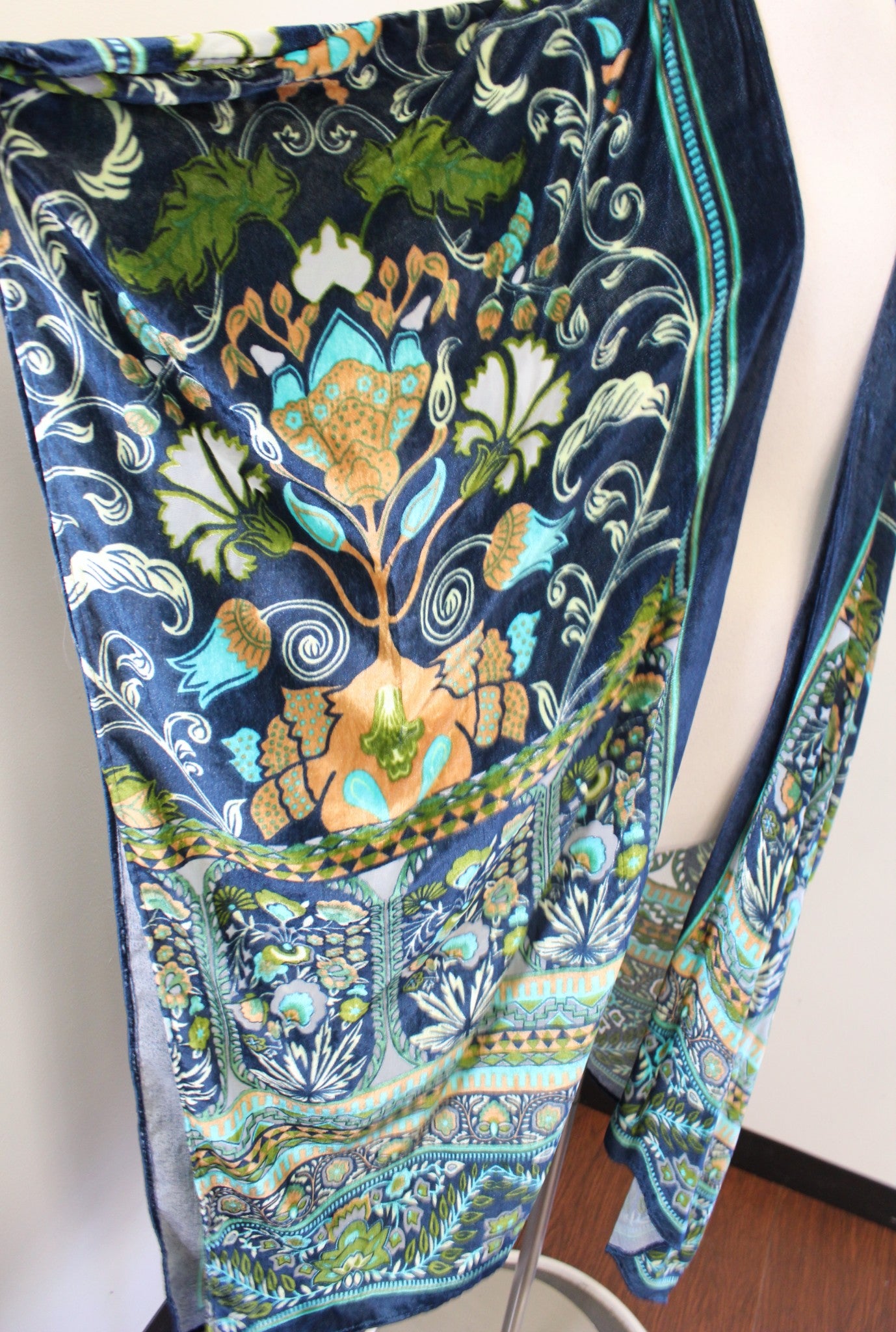 Aratta Silent Journey x Anthropologie Luca Burnout Velvet Kimono One Size M L