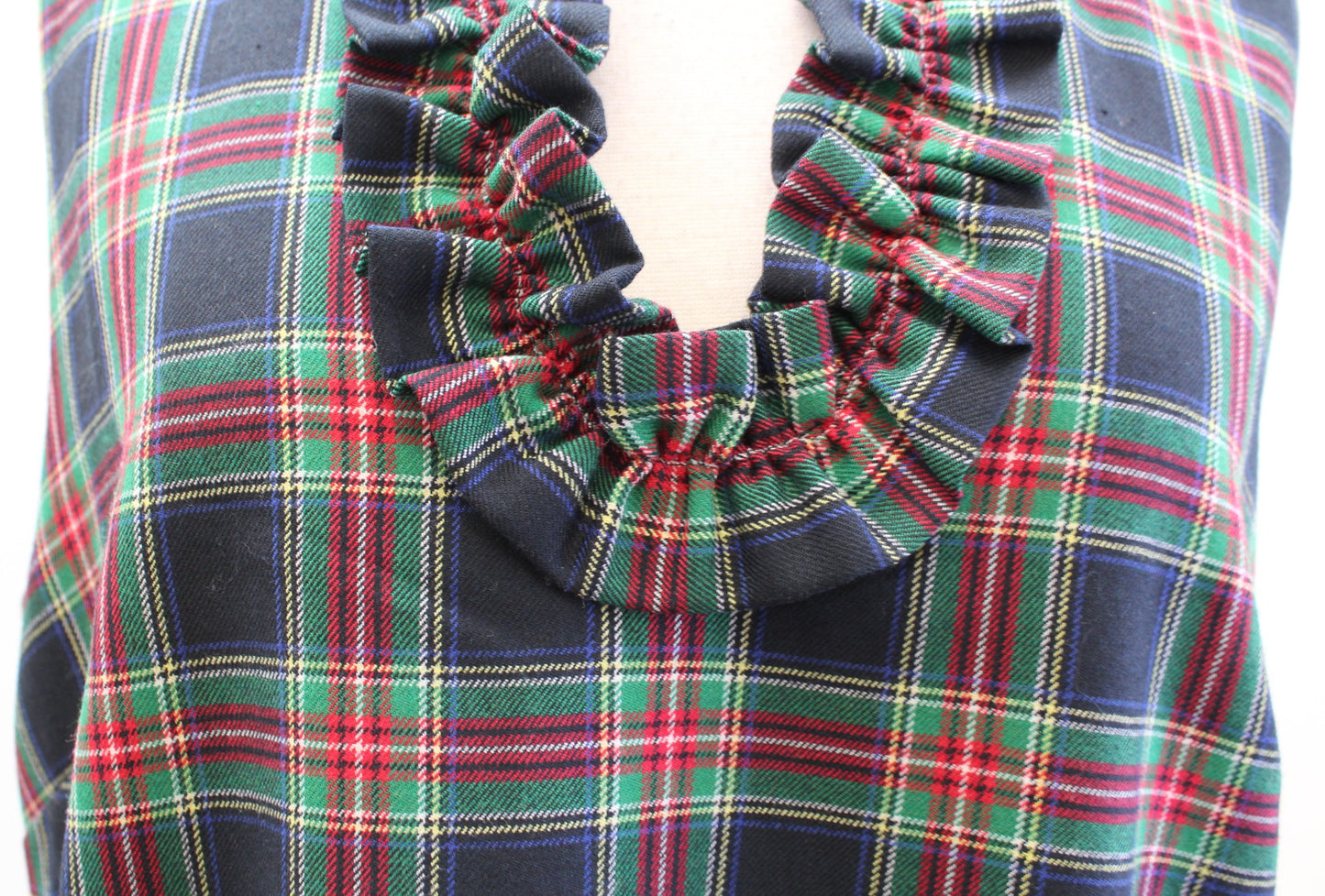 Vineyard Vines Tartan Plaid Wool Blend Ruffle Neck Dress Size 12 Navy Green Red