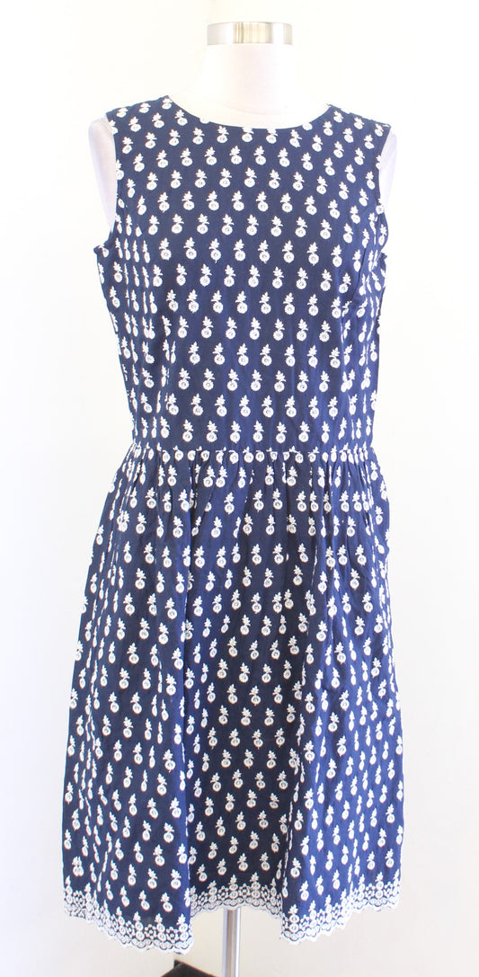 Brooks Brothers Navy Blue Floral Embroidered Scalloped Fit and Flare Dress Sz 4