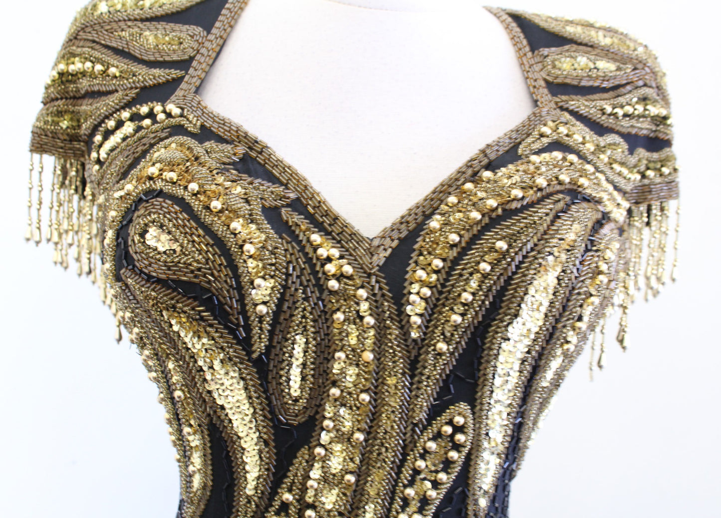 Vtg 80s 90s Alyce Designs Black Gold Silk Beaded Sequin Gown Dress Formal size 4