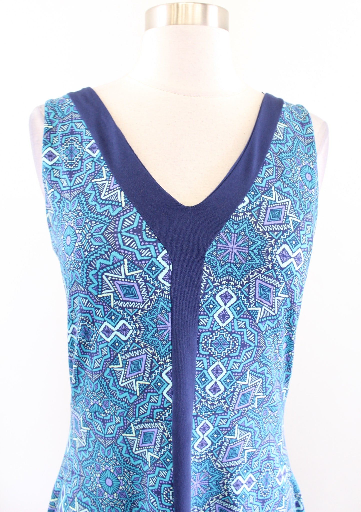 Title Nine Hillary Blue Geometric Print Athletic Dress Size S V Neck Sleeveless