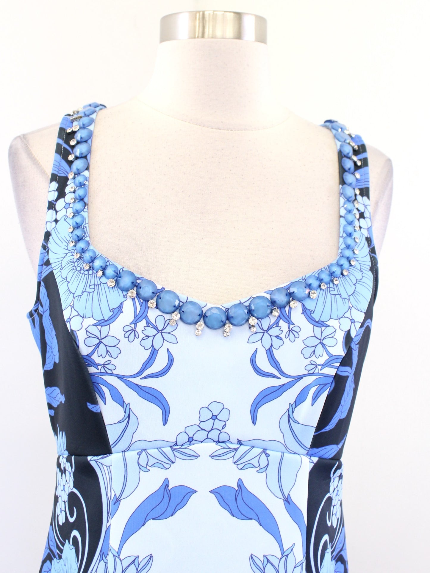 NWT Boston Proper Blue Floral Print Beaded Embellished Scuba Sheath Dress Size 6