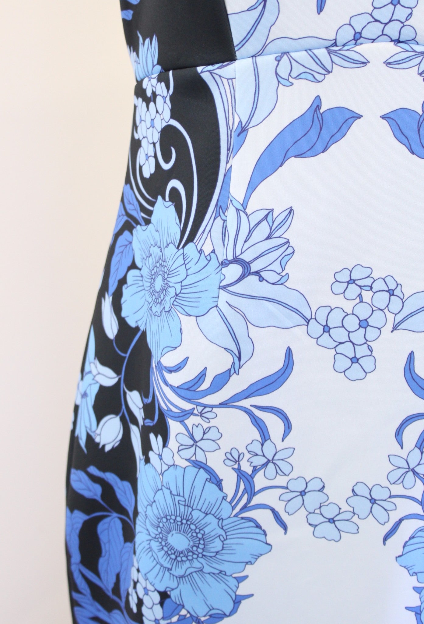 NWT Boston Proper Blue Floral Print Beaded Embellished Scuba Sheath Dress Size 6