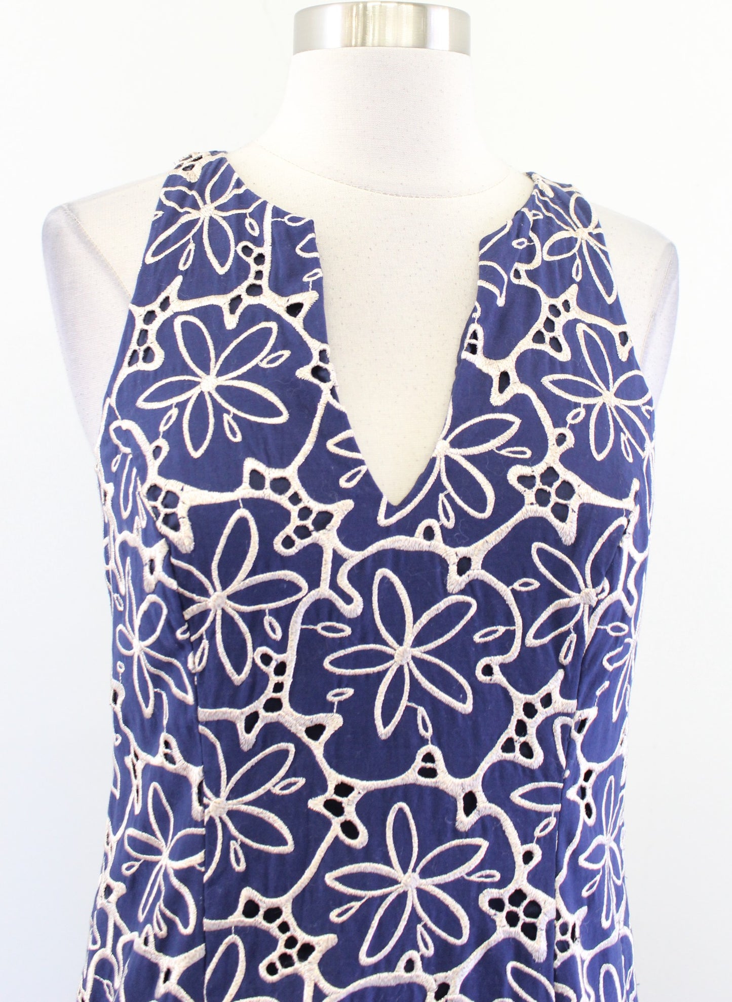 Lilly Pulitzer Augusta Navy Blue Gold Sand Dollar Embroidered Scalloped Dress 4