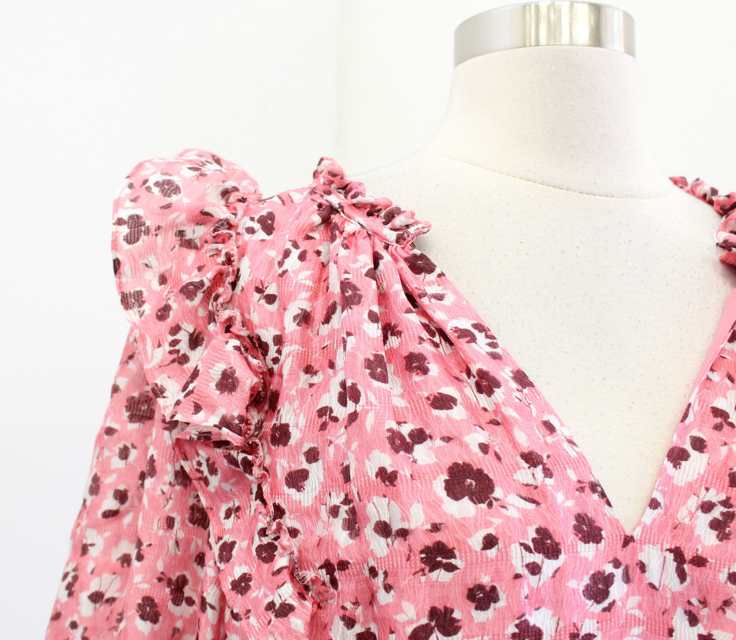 Ramy Brook Penelope Pink Ruffled Smocked Floral Dress Size M Long Sleeve V Neck
