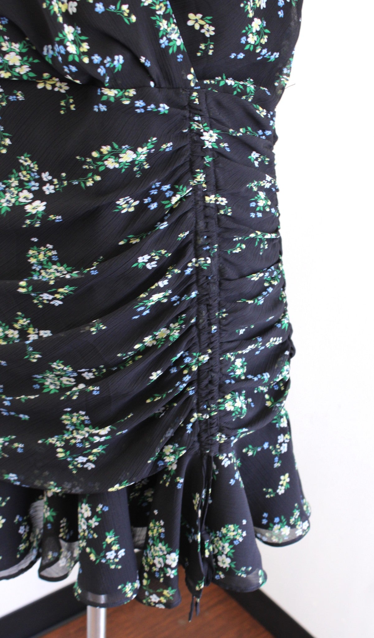 Banana Republic Black Floral Print Ruched Mini Dress Size 12P Flutter Green Blue