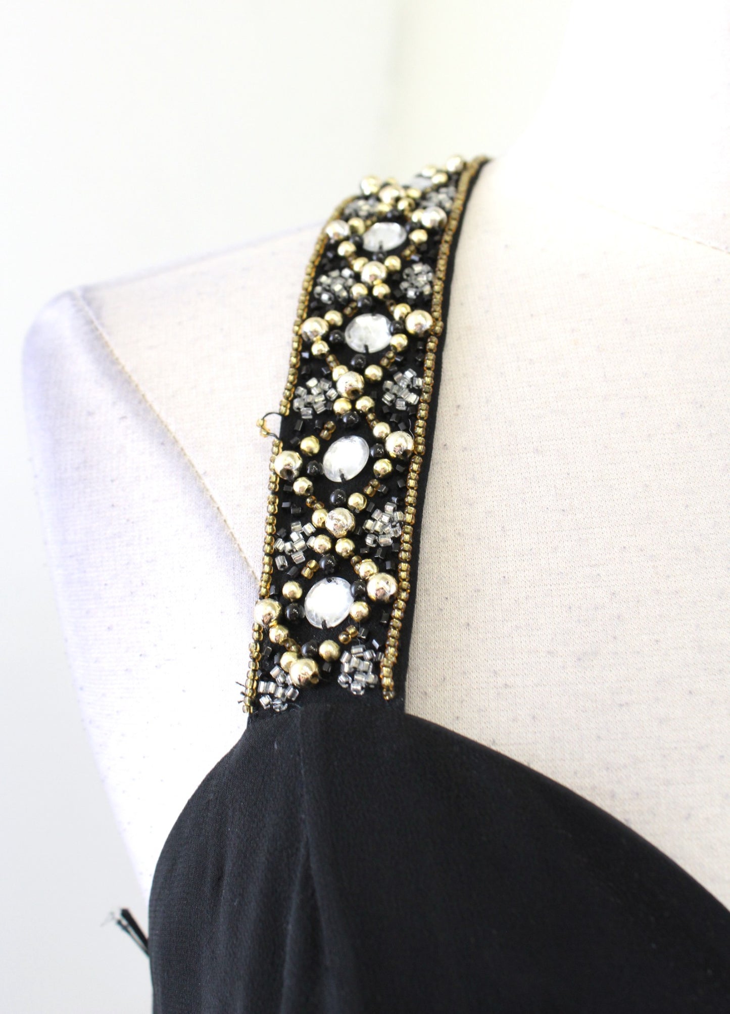 Vtg 90s Niteline Black Gold Sequin Silk Fit and Flare Cocktail Party Dress Sz 6