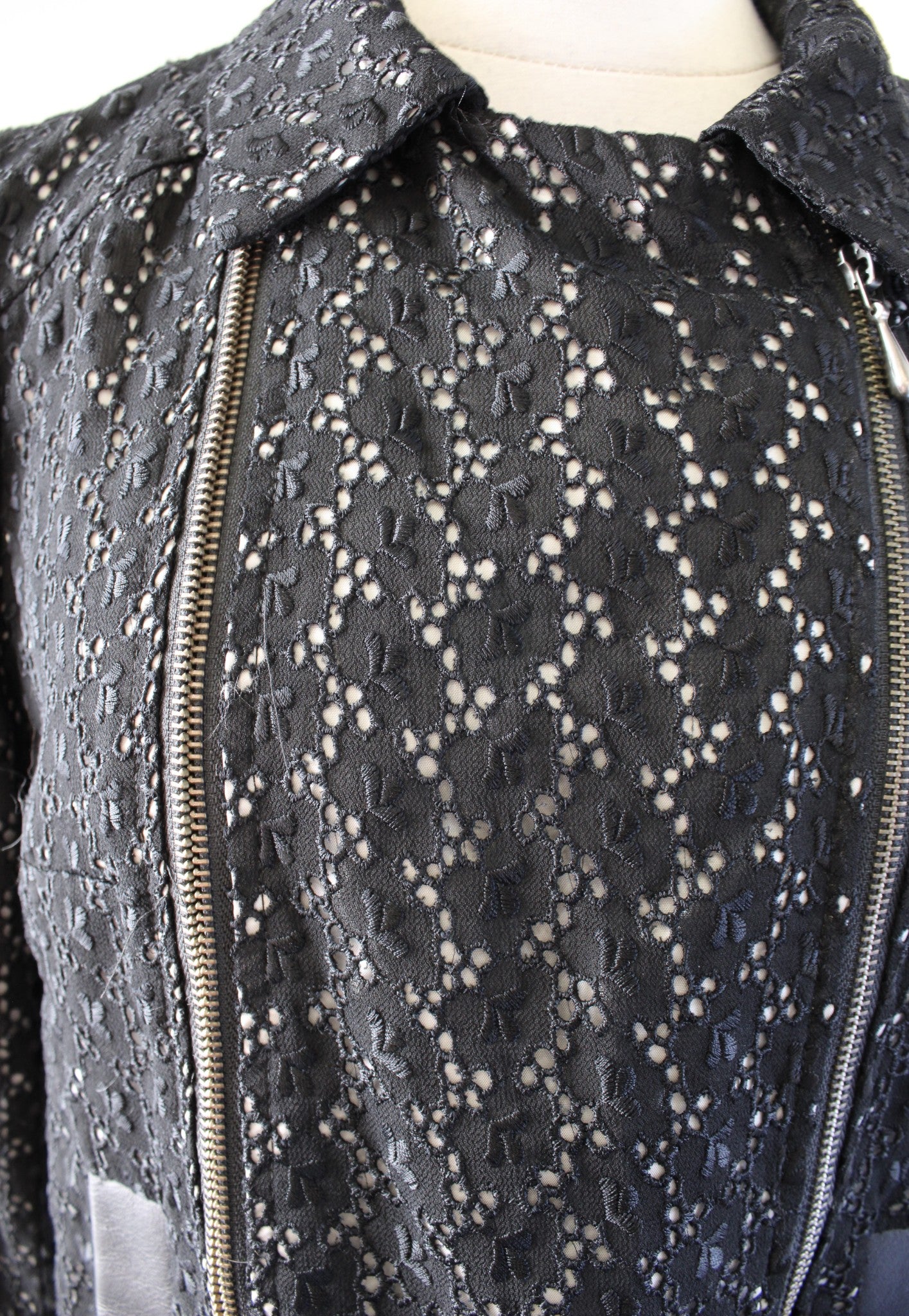 Nanette Lepore Black White Eyelet Lace Leather Trim Zip Up Moto Jacket Size 6