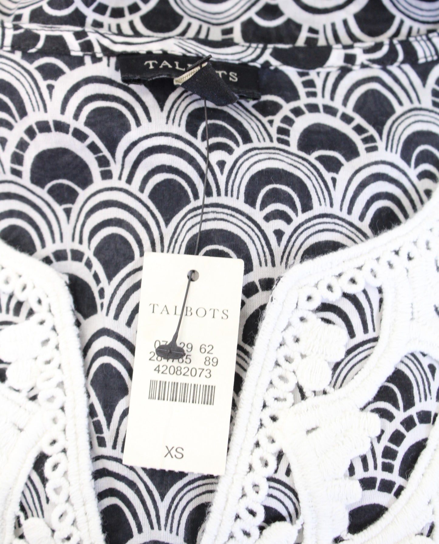 NWT Talbots Black White Geometric Print Lace Applique Tunic Top Blouse Size XS