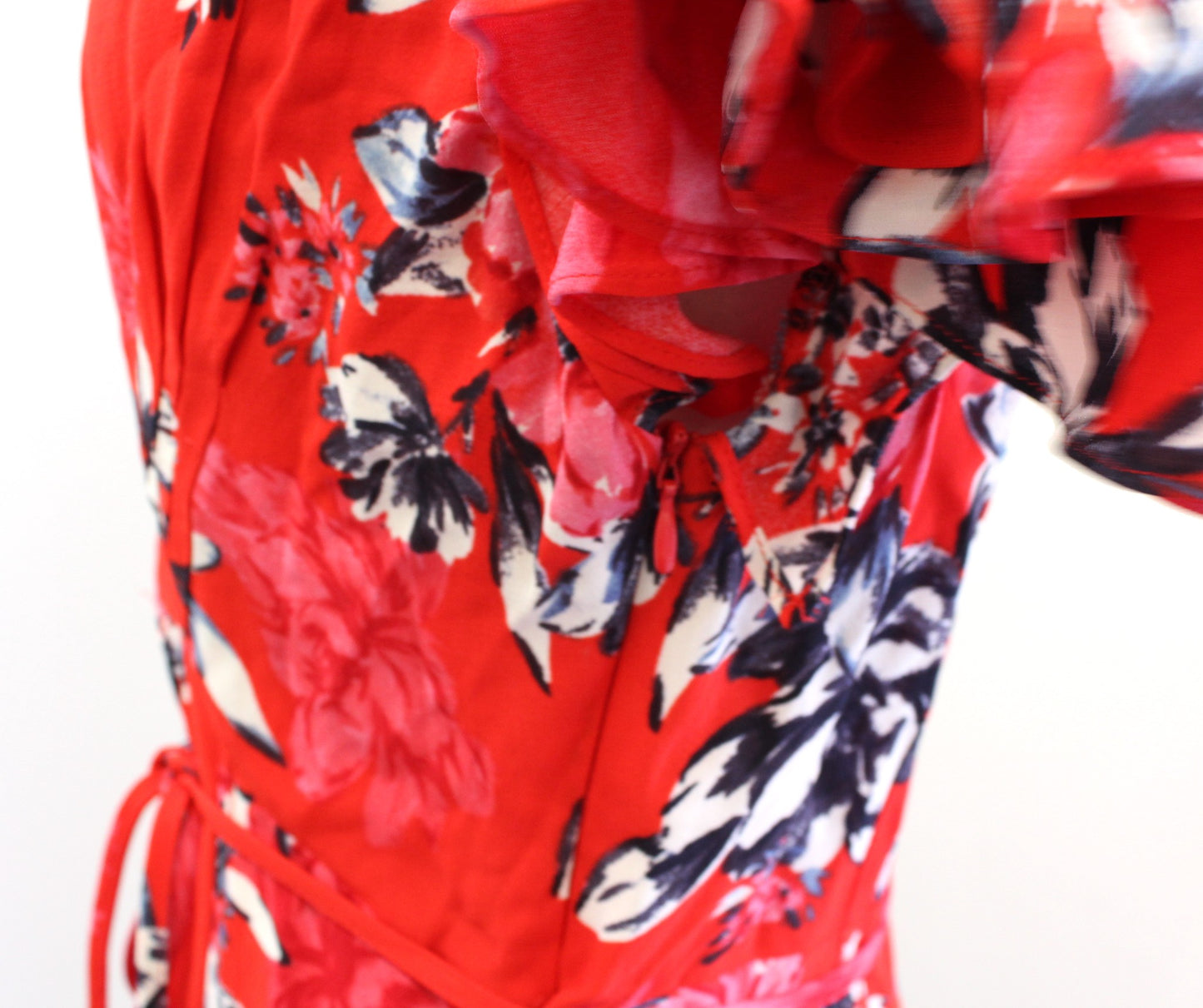 French Connection Coletta Red Floral Print Tie Waist Maxi Dress Size 4 V Neck