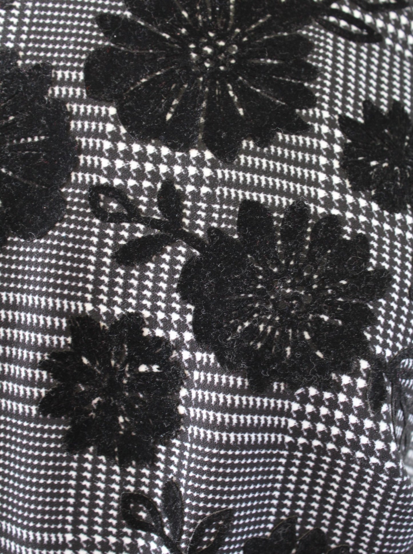 Calvin Klein Black White Houndstooth Plaid Velvet Floral Sheath Dress Size 8