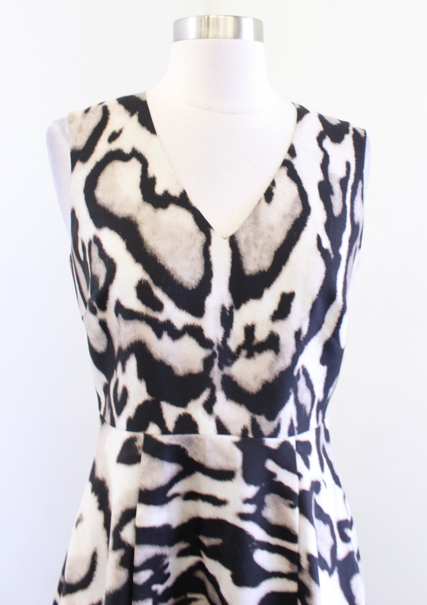 Diane Von Furstenberg Renna Leopard Print Fit and Flare Silk Wool Dress size 4