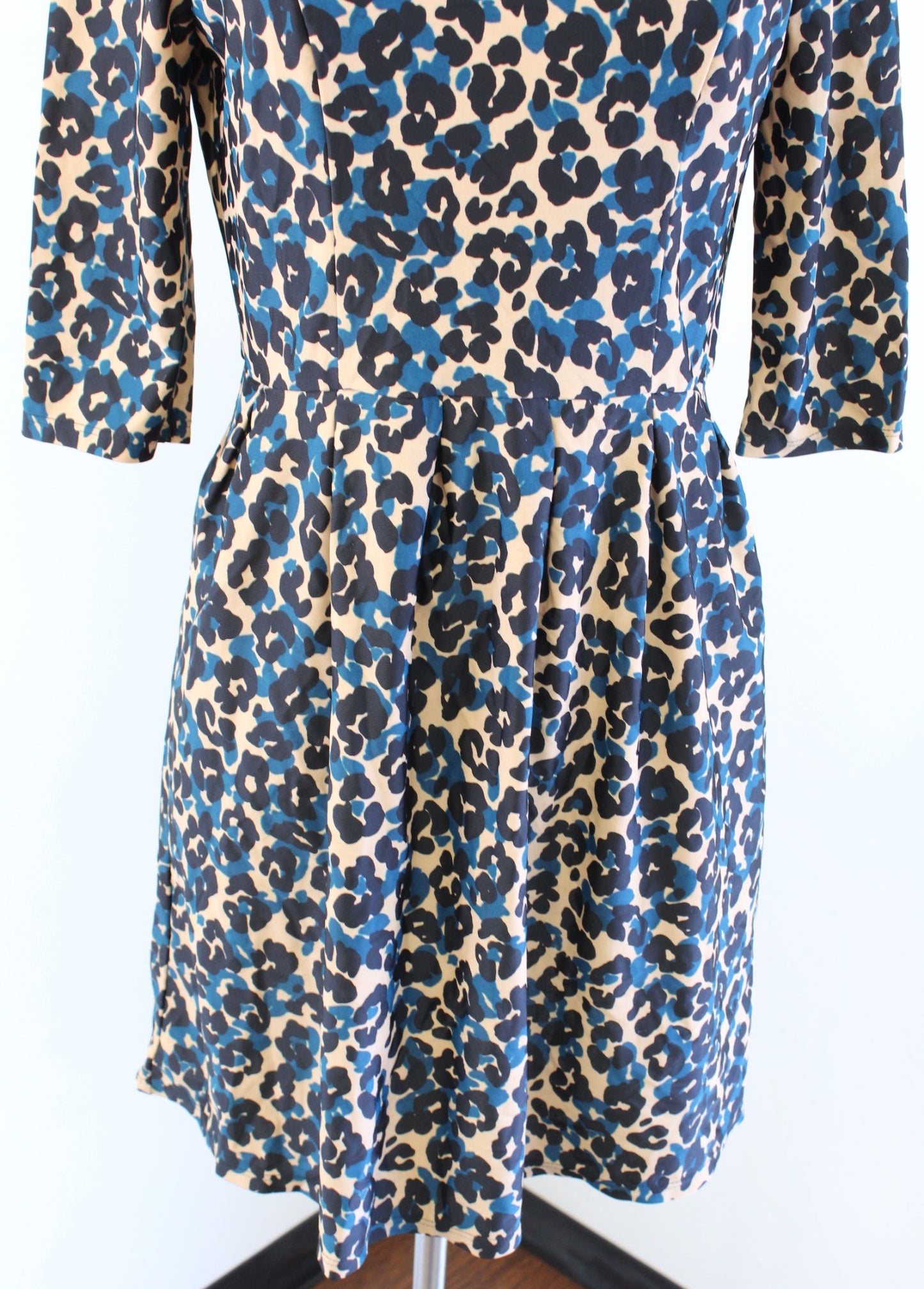 Jude Connally Tan Black Blue Leopard Print Fit and Flare Dress Size S Jude Cloth