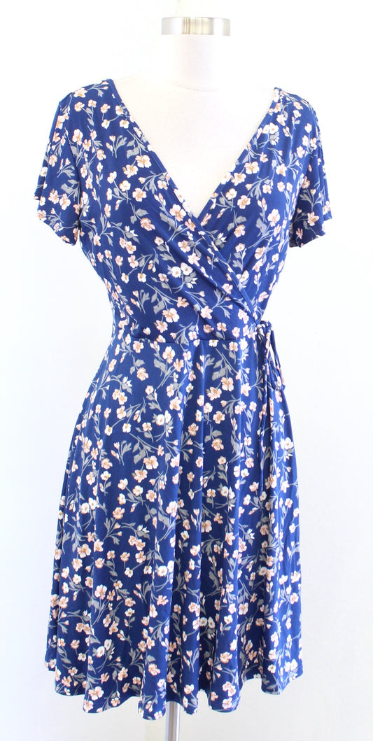 NWT Kaileigh Stitch Fix Blue Floral Jersey Knit Faux Wrap Dress Size S V Neck