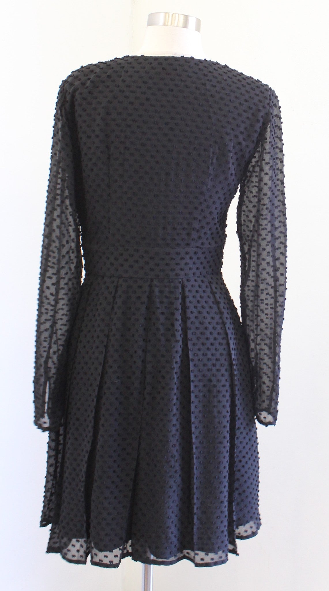 Equipment Jenava Black Clip Swiss Dot A Line Silk Blend Long Sleeve Dress Size 4