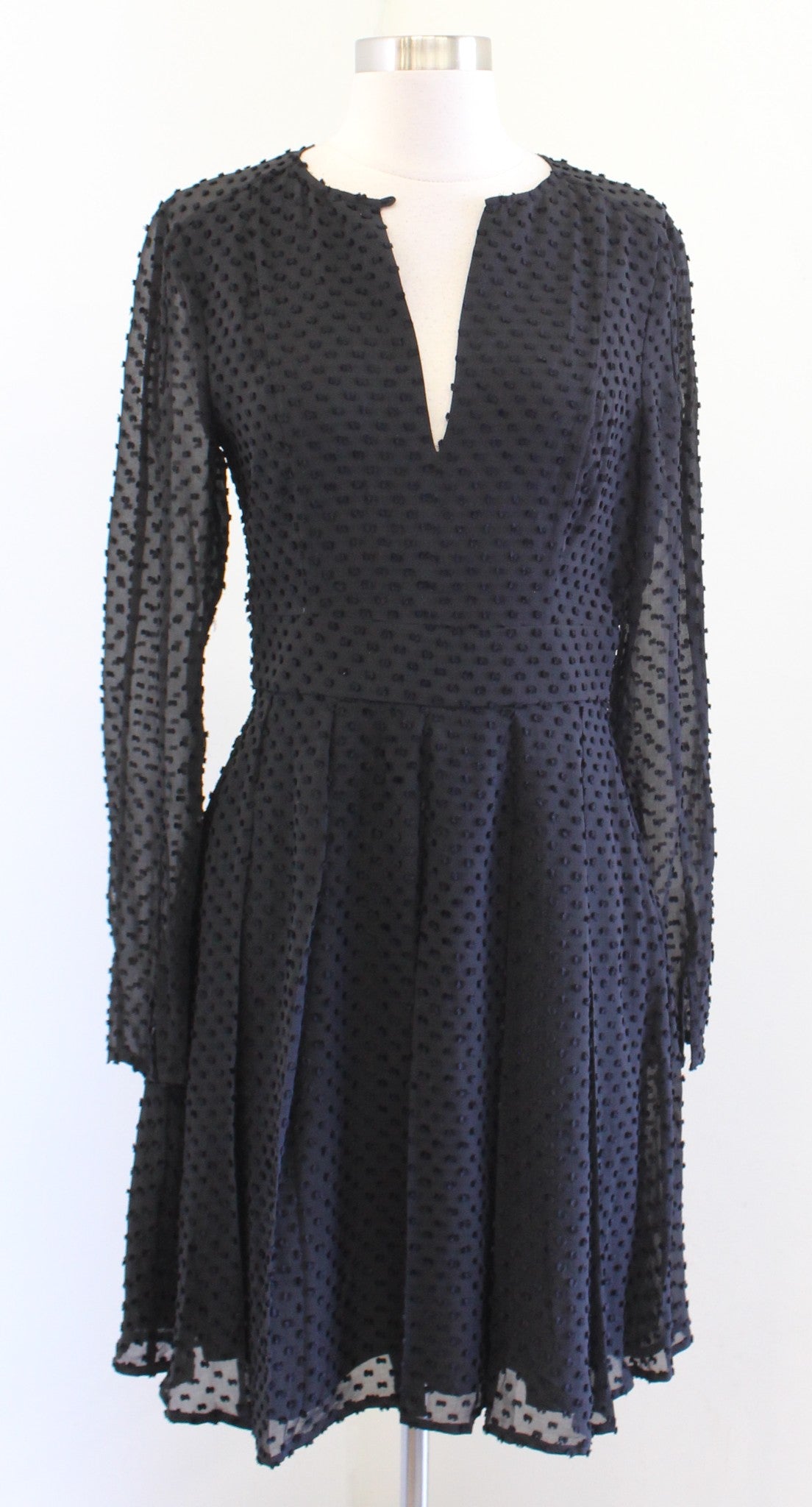 Equipment Jenava Black Clip Swiss Dot A Line Silk Blend Long Sleeve Dress Size 4