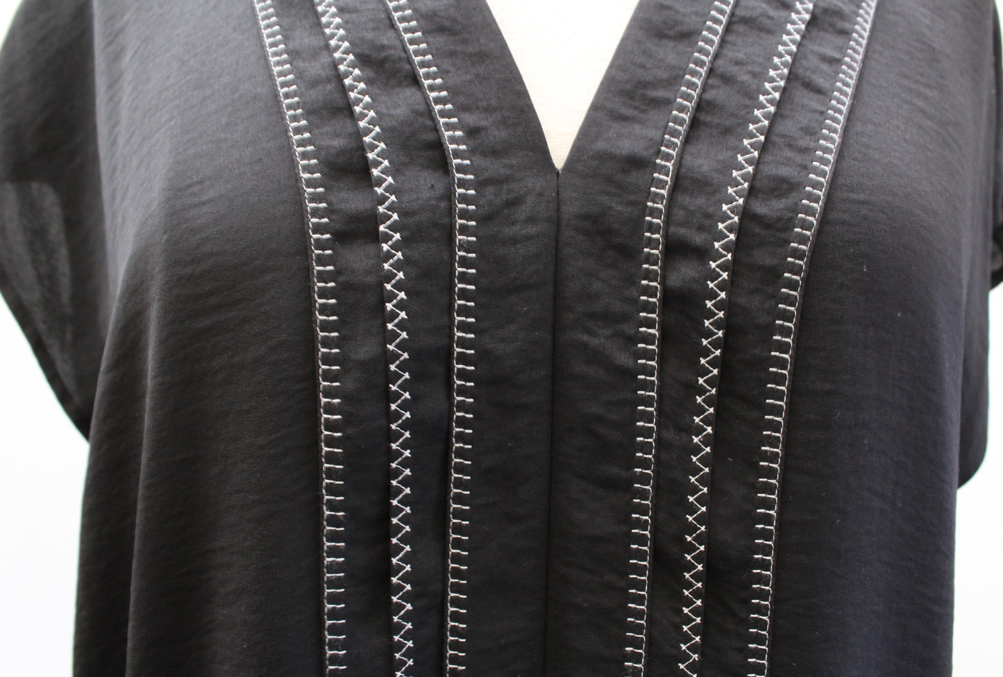 Vince Womens Black White Stitched Embroidered Casual Tunic Shift Dress Size 6