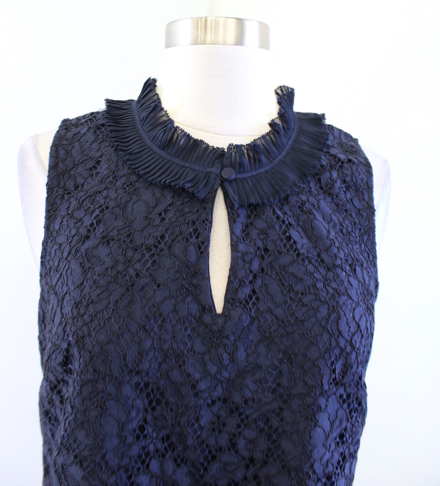 NWT J Crew Navy Blue Ruffle Neck Scalloped Lace Tank Top Blouse Size S Keyhole