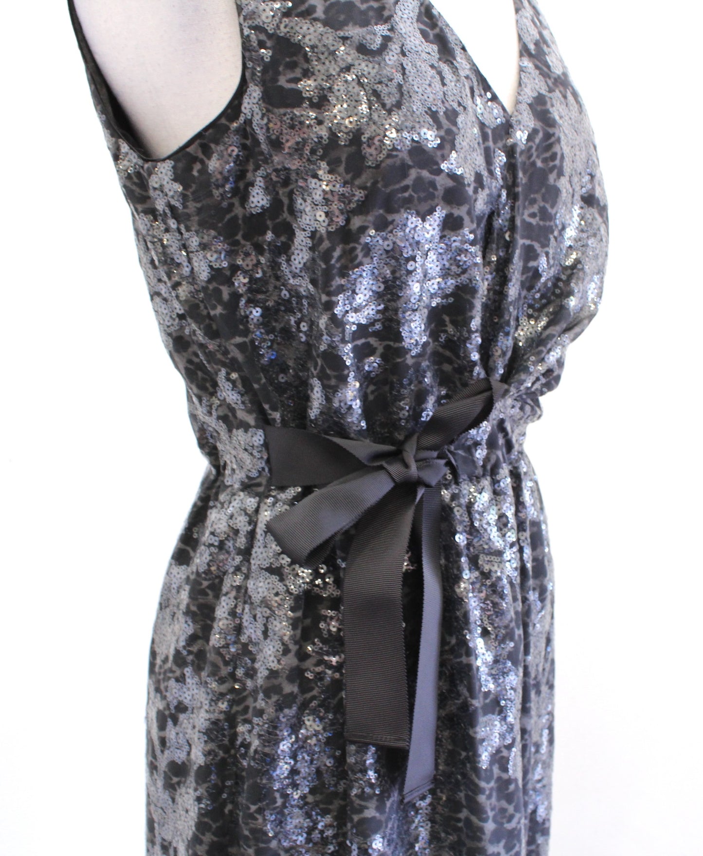 NWT Elie Tahari Cheetah Print Sequin Side Tie V Neck Sheath Dress Size 8 Gray