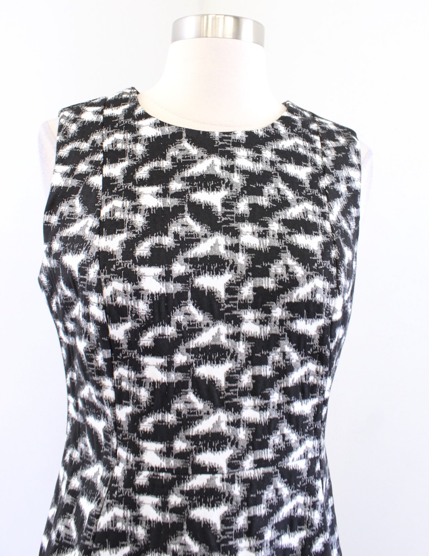 Calvin Klein Black White Gray Printed Sheath Dress Size 8 Career Abstract