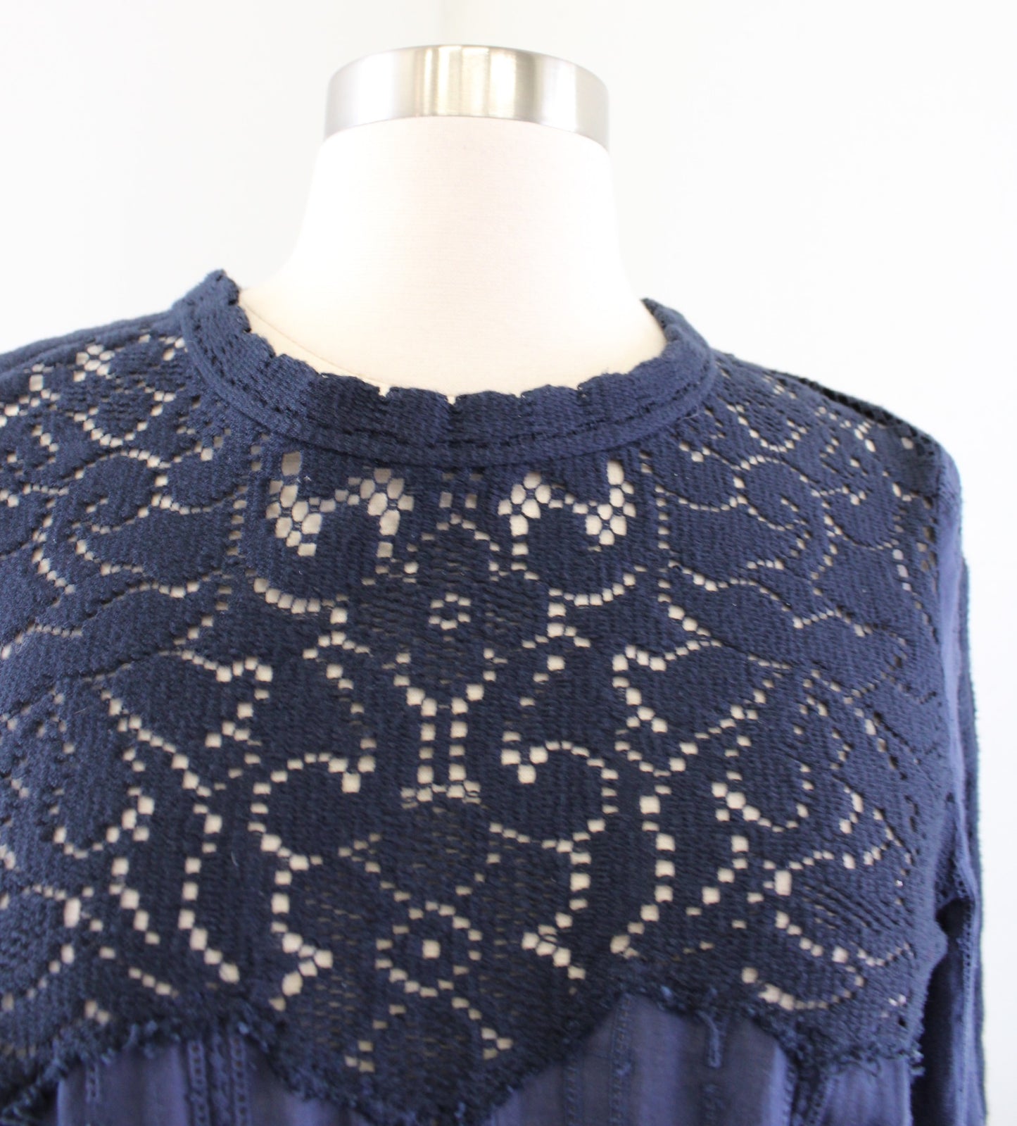Sea New York Navy Blue Floral Lace Insert Smocked Casual Dress Size 6